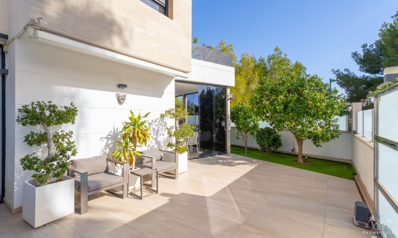 Resale - Villa - Orihuela - Villamartin