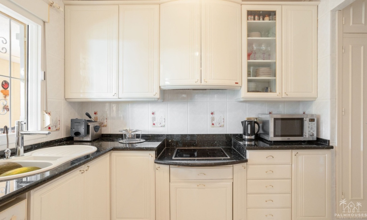 Resale - Villa - Orihuela - Villamartin