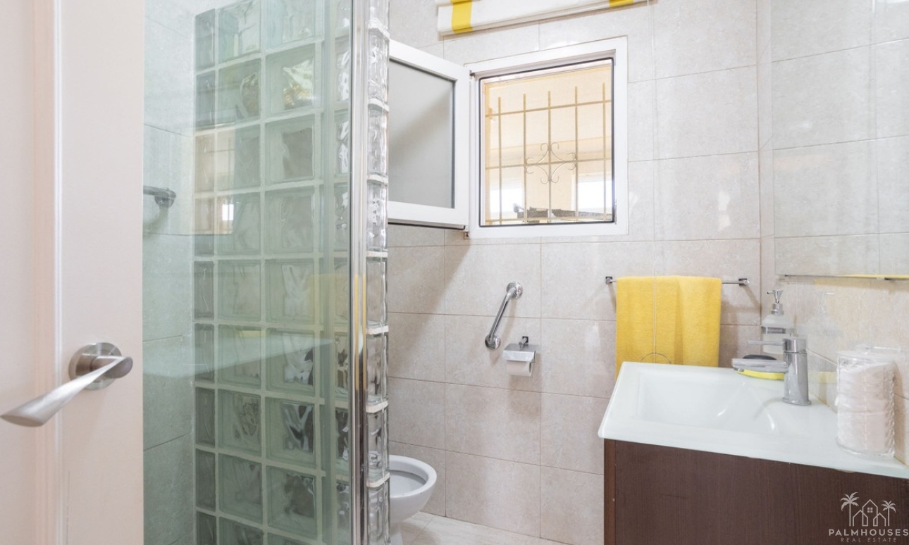 Resale - Villa - Orihuela - Villamartin