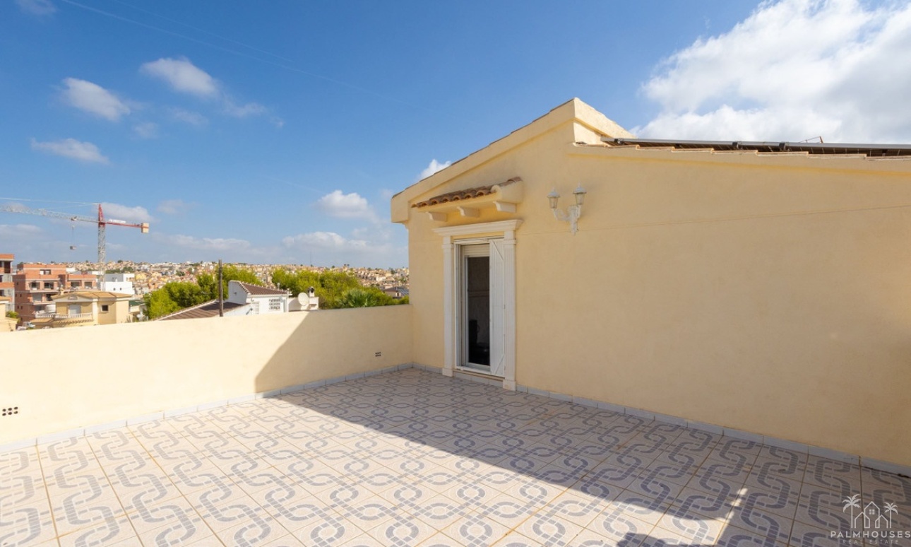 Resale - Villa - Orihuela - Villamartin