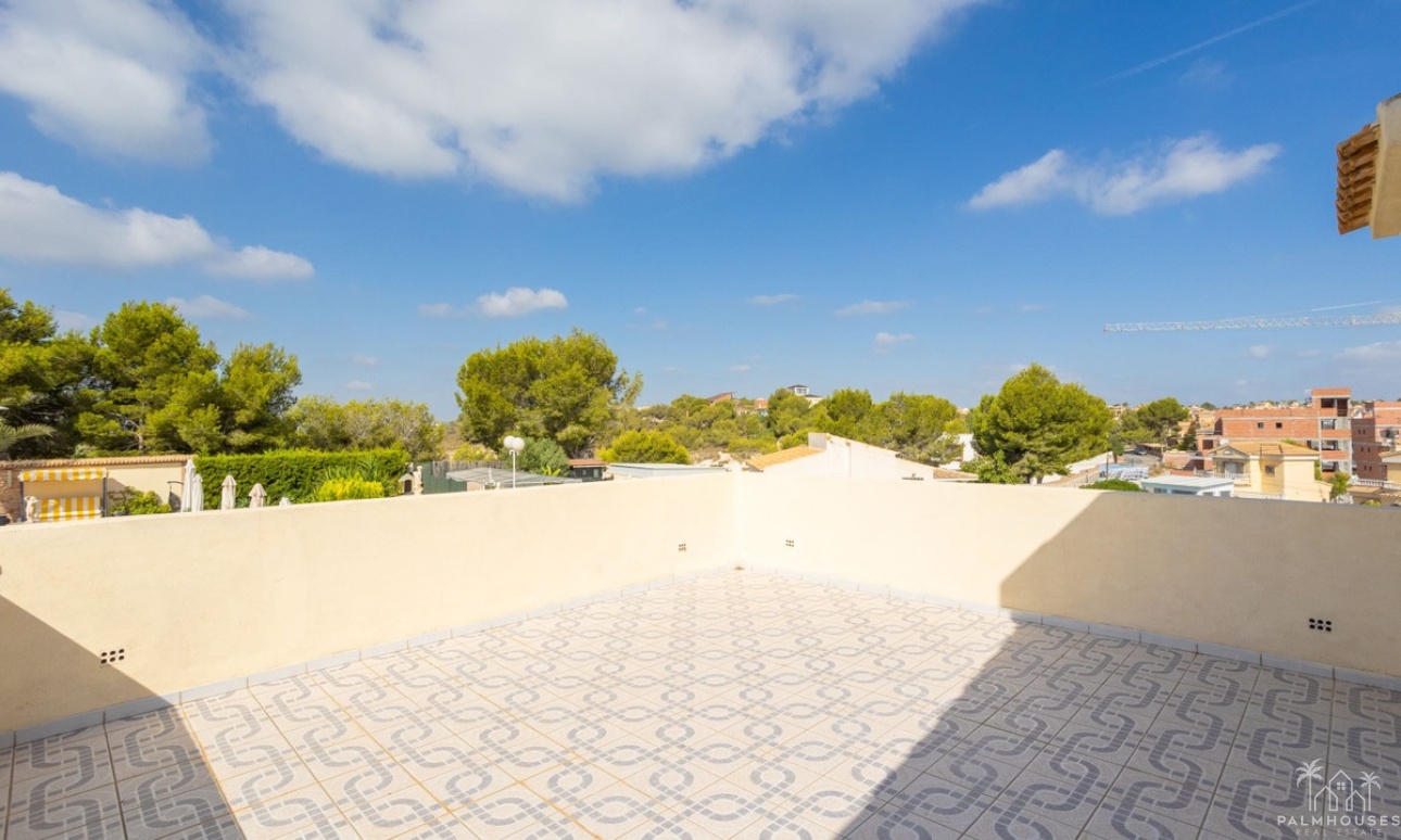 Resale - Villa - Orihuela - Villamartin