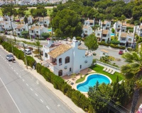 Resale - Villa - Orihuela - Villamartin