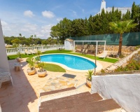 Resale - Villa - Orihuela - Villamartin