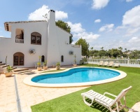 Resale - Villa - Orihuela - Villamartin