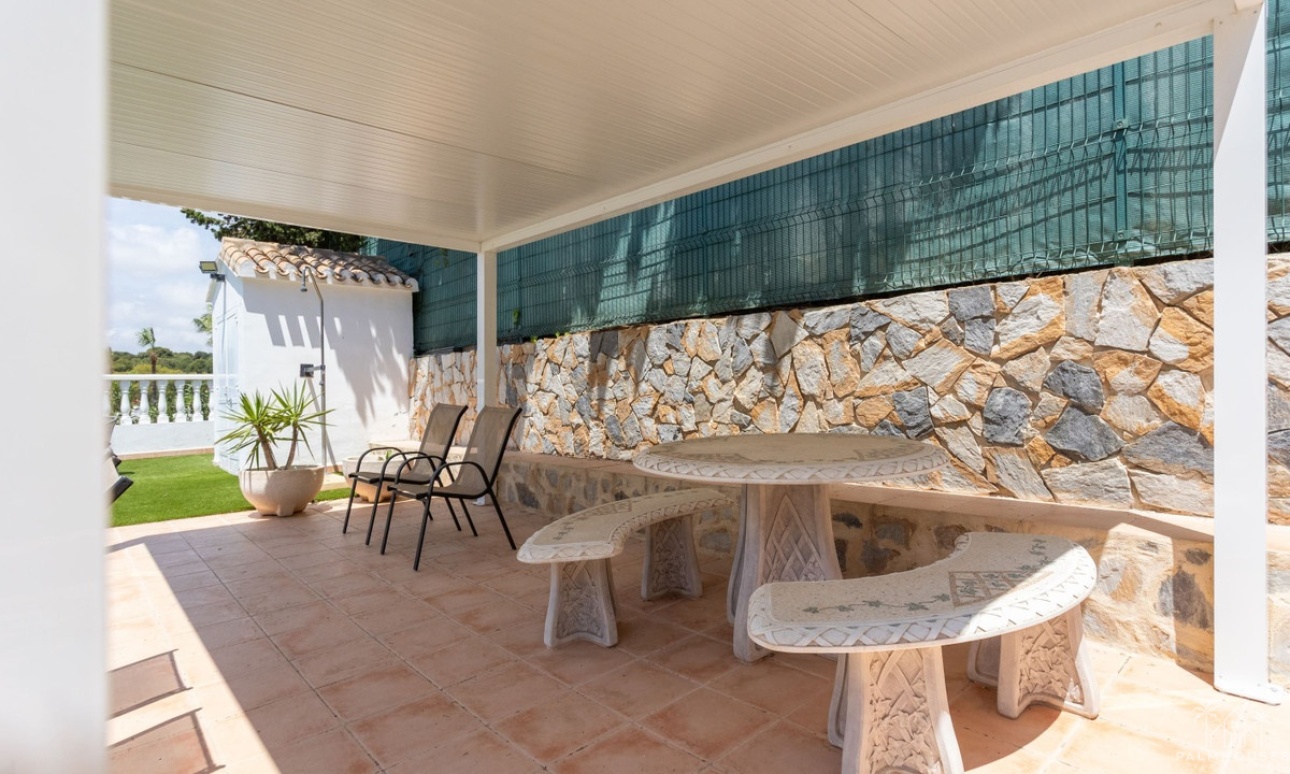 Resale - Villa - Orihuela - Villamartin