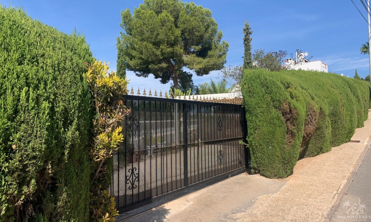 Resale - Villa - Orihuela - Villamartin