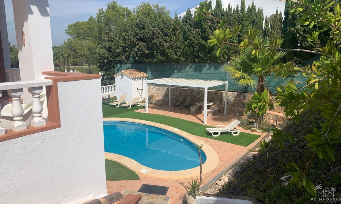 Resale - Villa - Orihuela - Villamartin