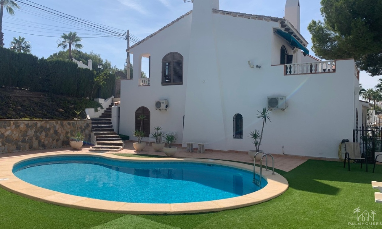 Resale - Villa - Orihuela - Villamartin