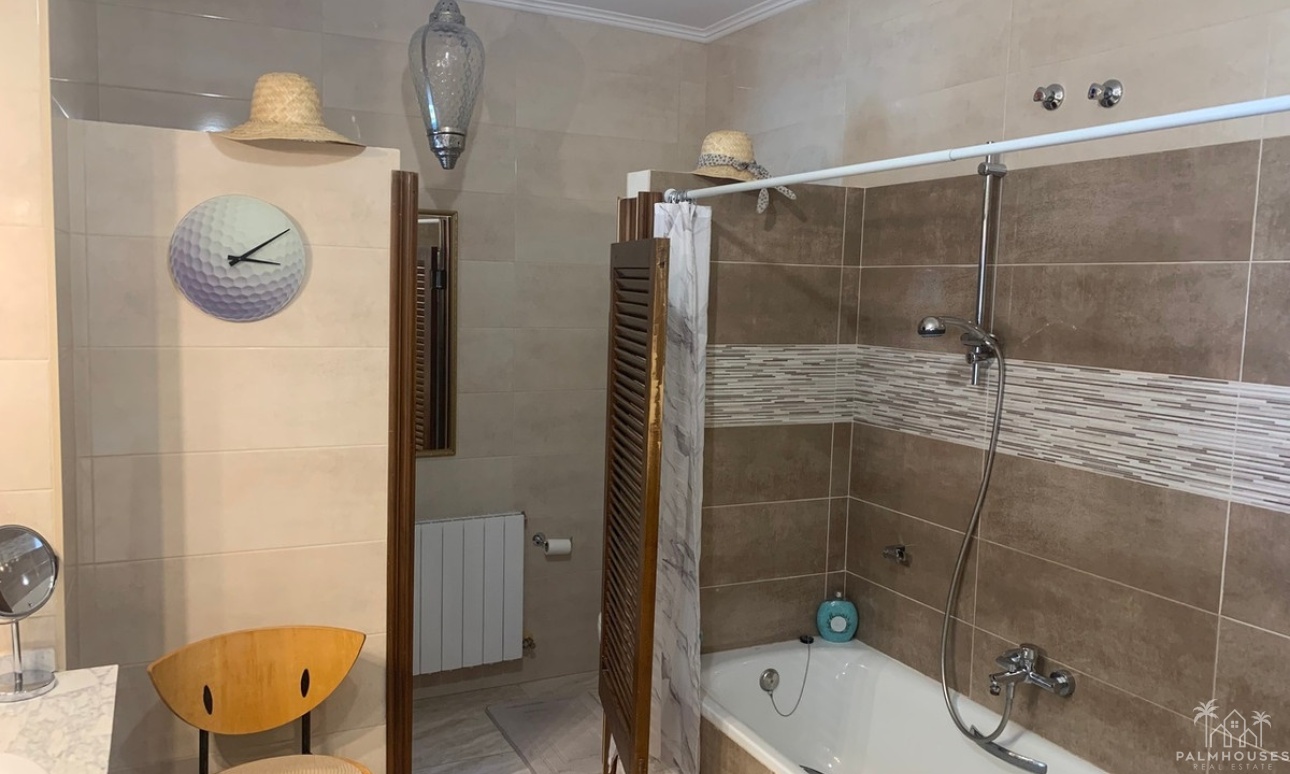 Resale - Villa - Orihuela - Villamartin