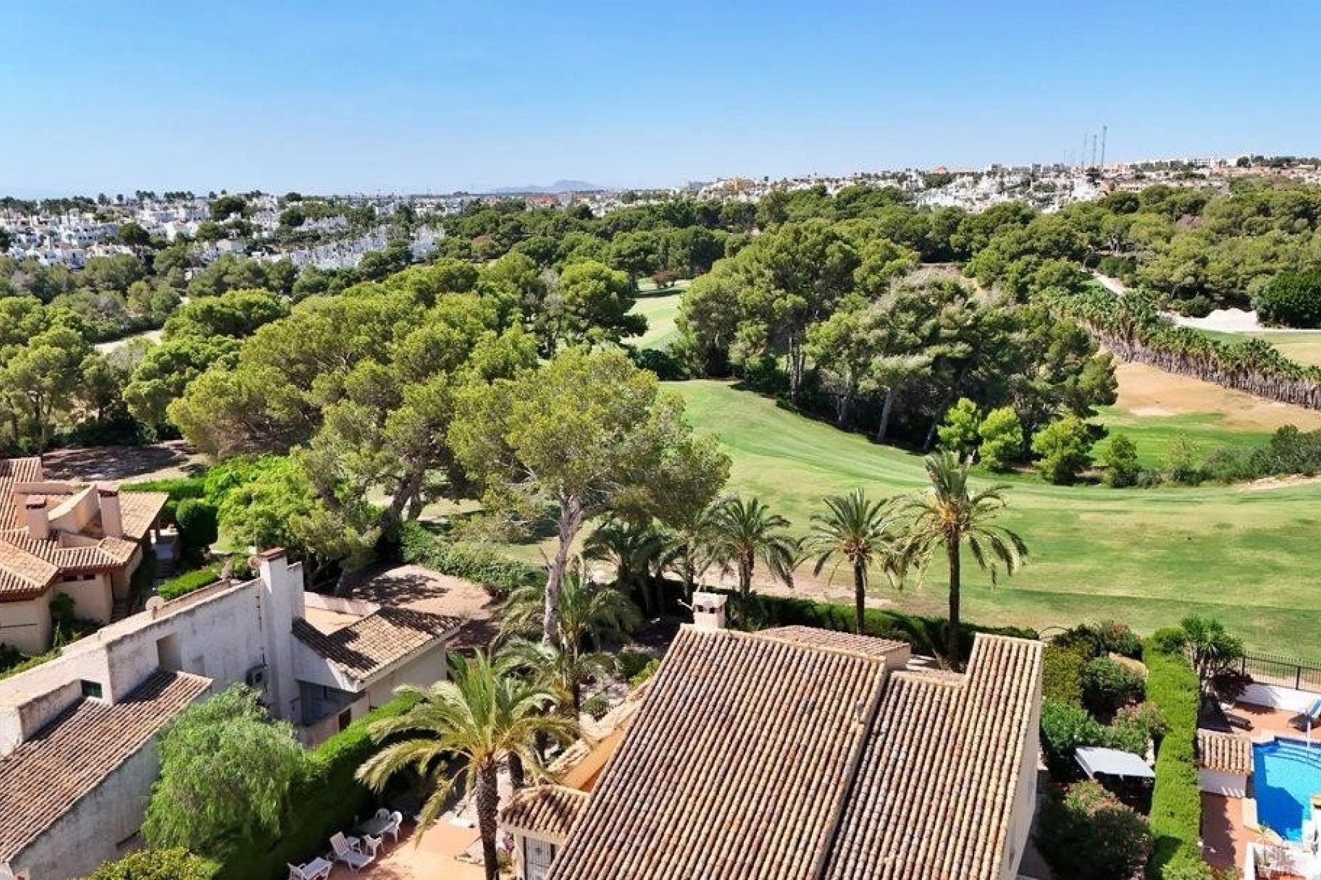 Resale - Villa - Orihuela - Villamartin