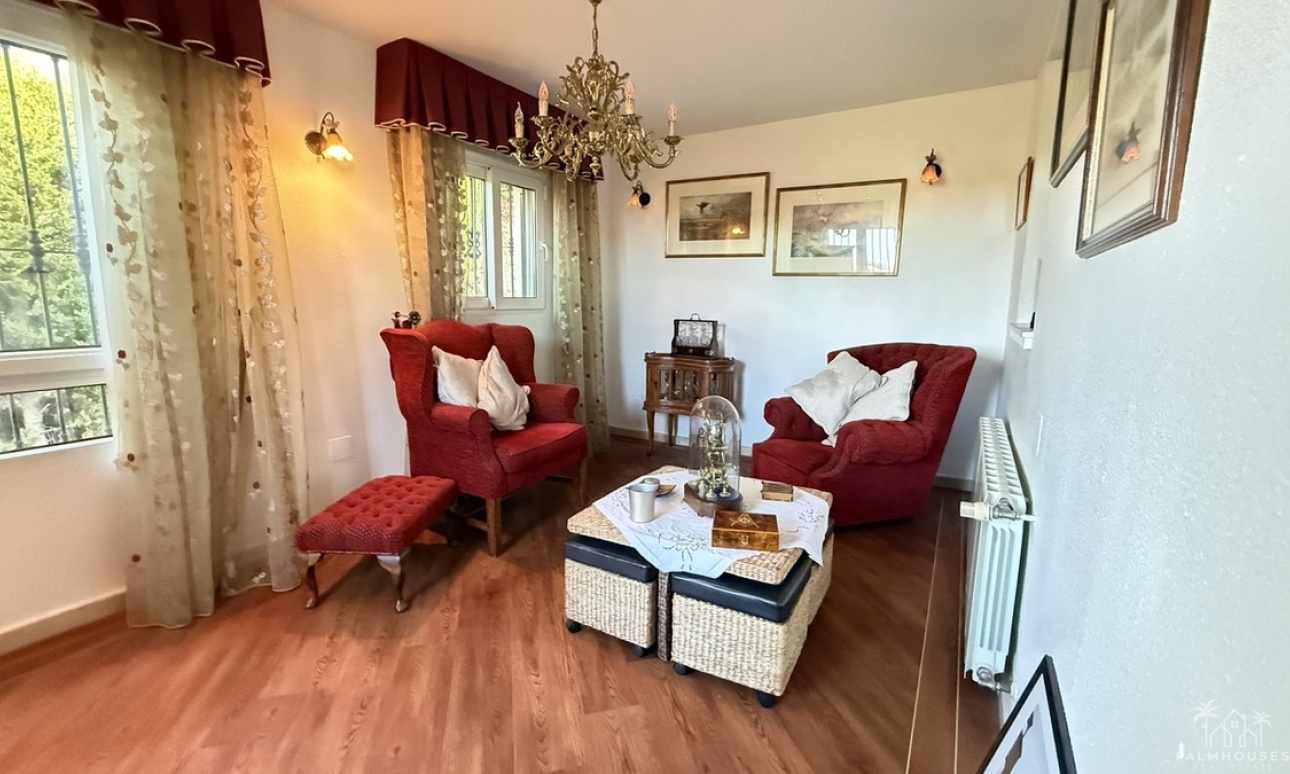 Resale - Villa - Orihuela - Villamartin