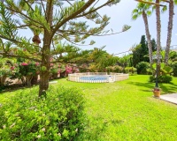 Resale - Villa - Orihuela - Villamartin