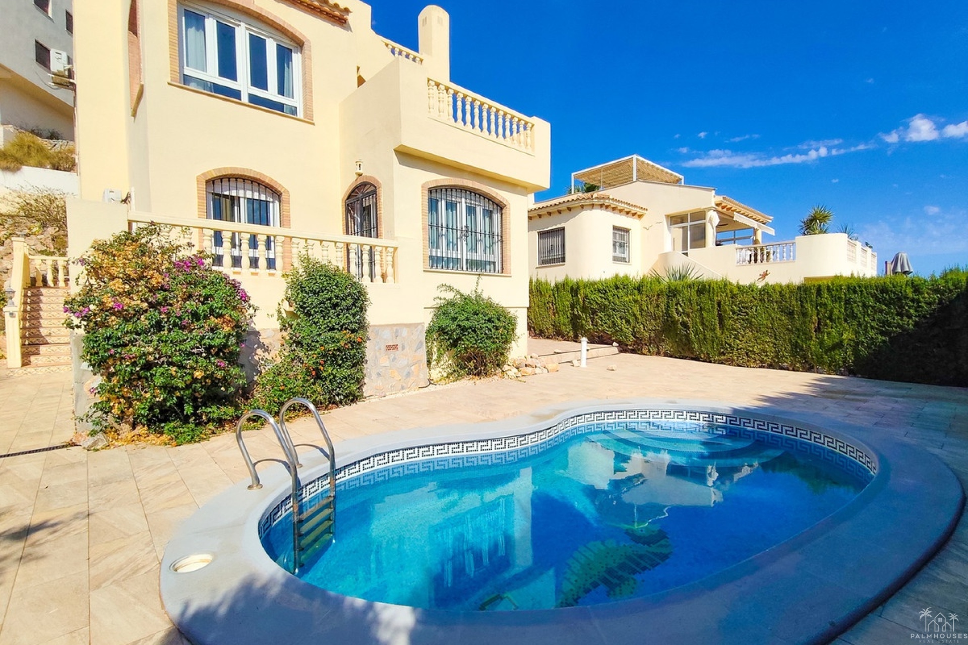 Resale - Villa - Orihuela - Villamartin