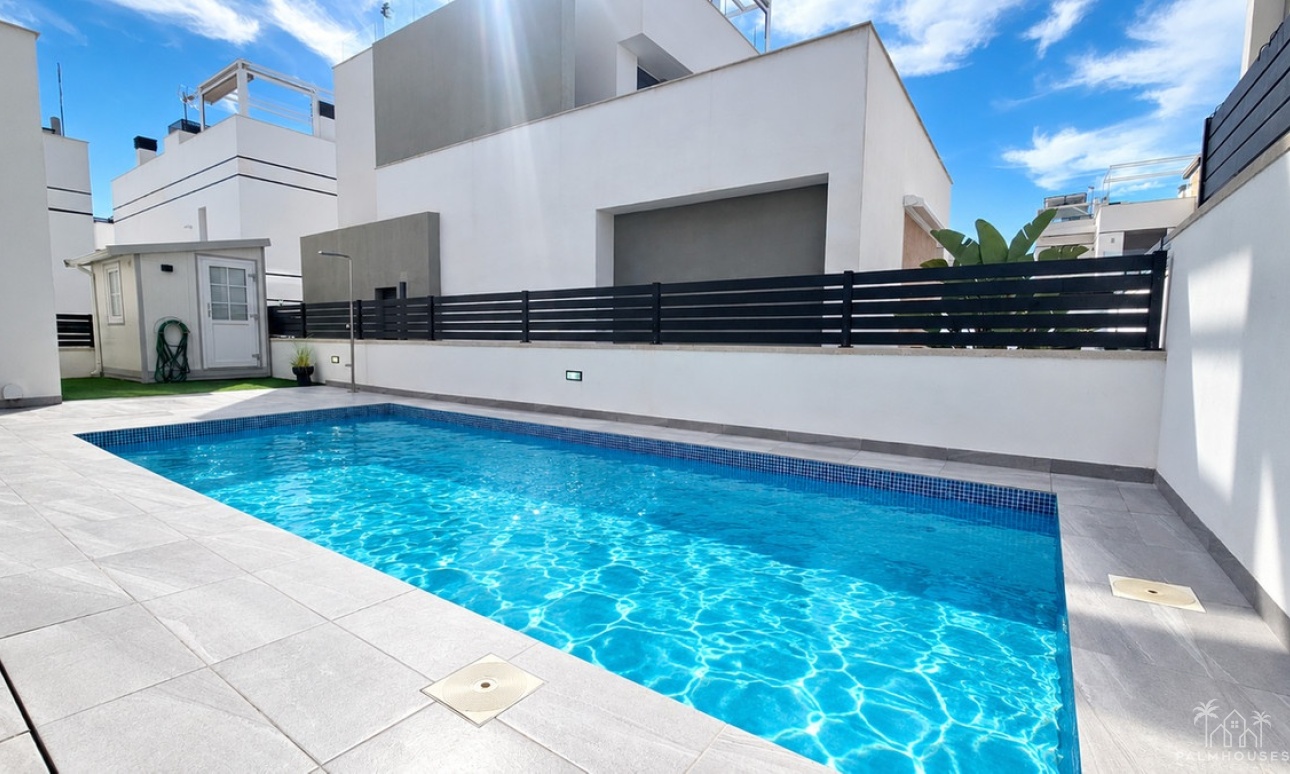 Resale - Villa - Orihuela - Villamartin
