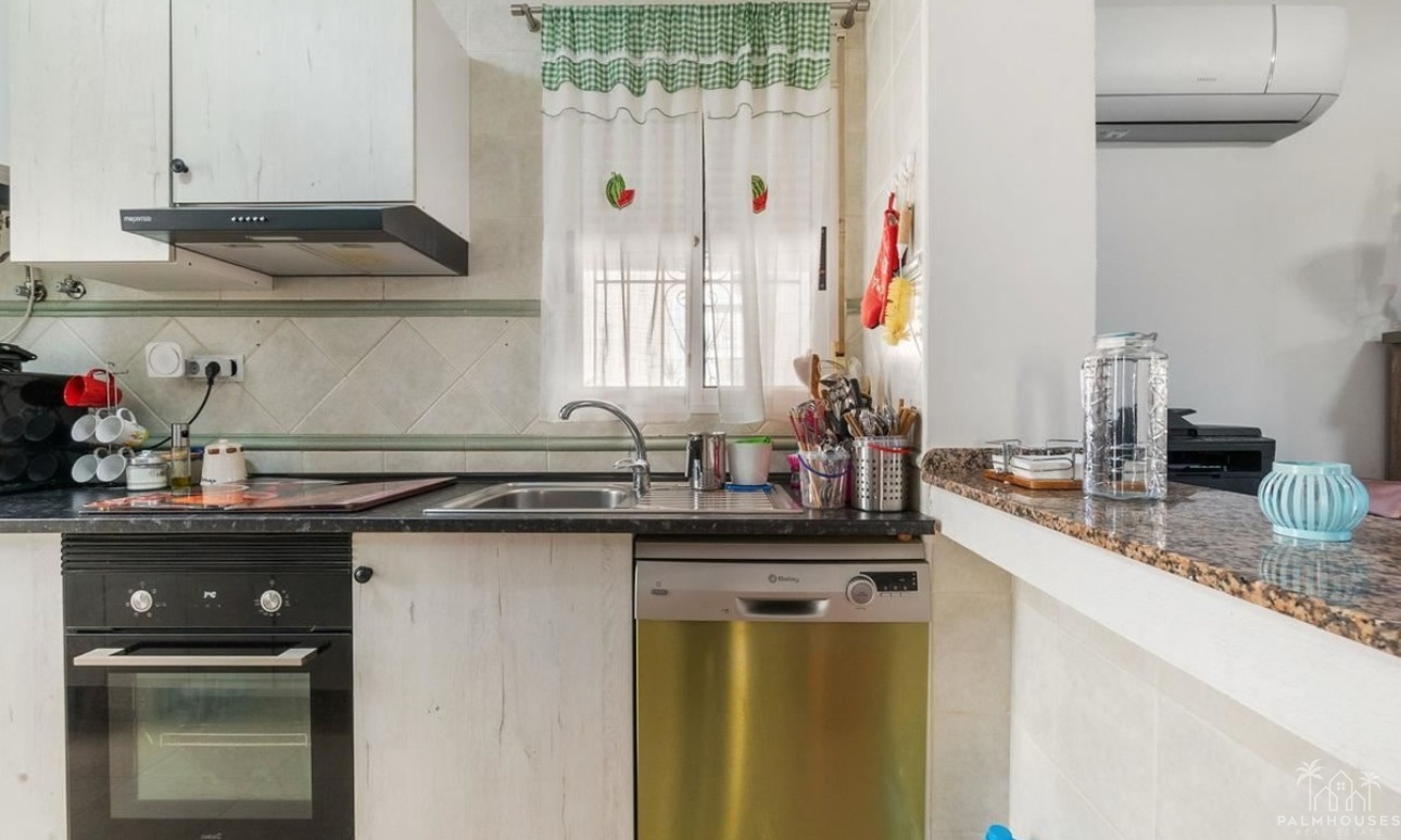 Resale - Villa - Orihuela - Villamartin