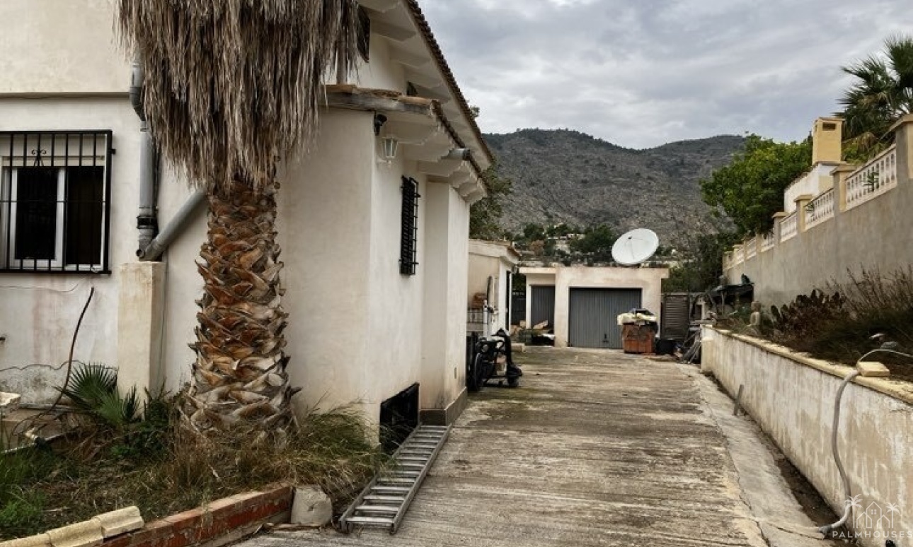 Resale - Villa - Orxeta - Costa Blanca