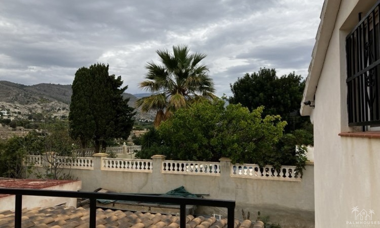 Resale - Villa - Orxeta - Costa Blanca