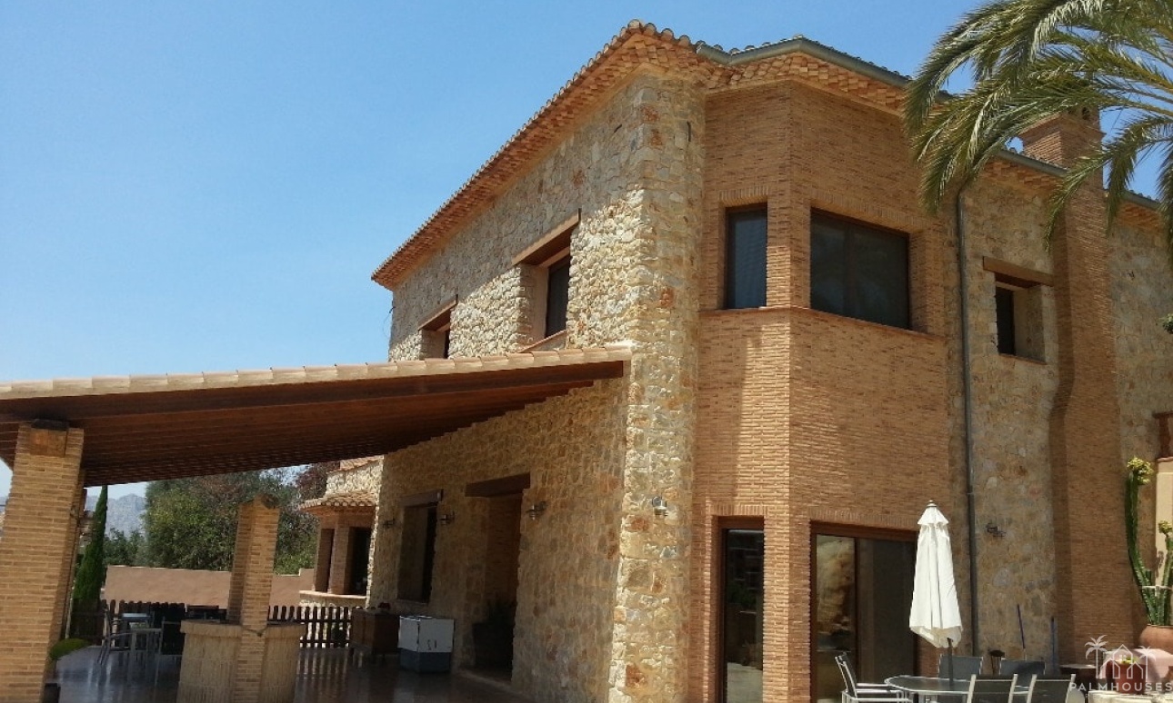 Resale - Villa - Pedreguer - Pedreguer Centro