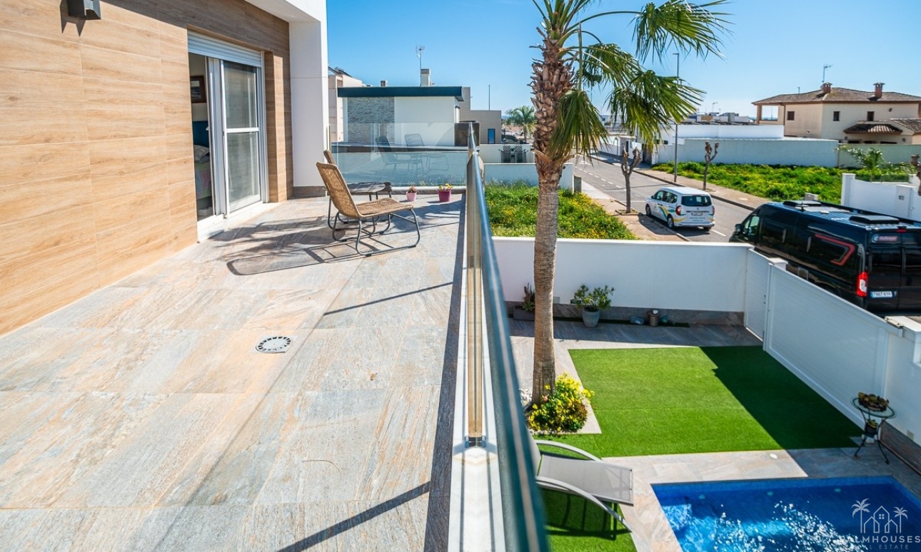 Resale - Villa - Pilar de La Horadada - Pilar de la Horadada