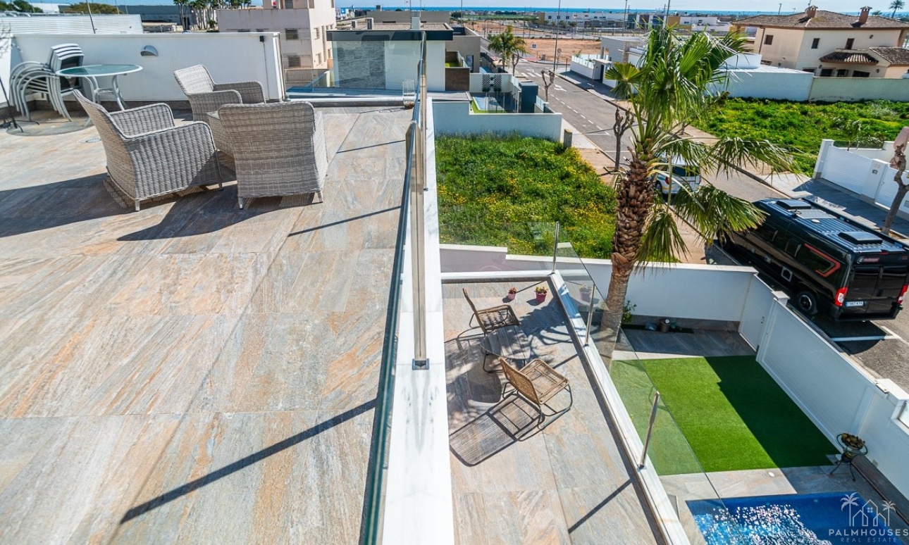 Resale - Villa - Pilar de La Horadada - Pilar de la Horadada