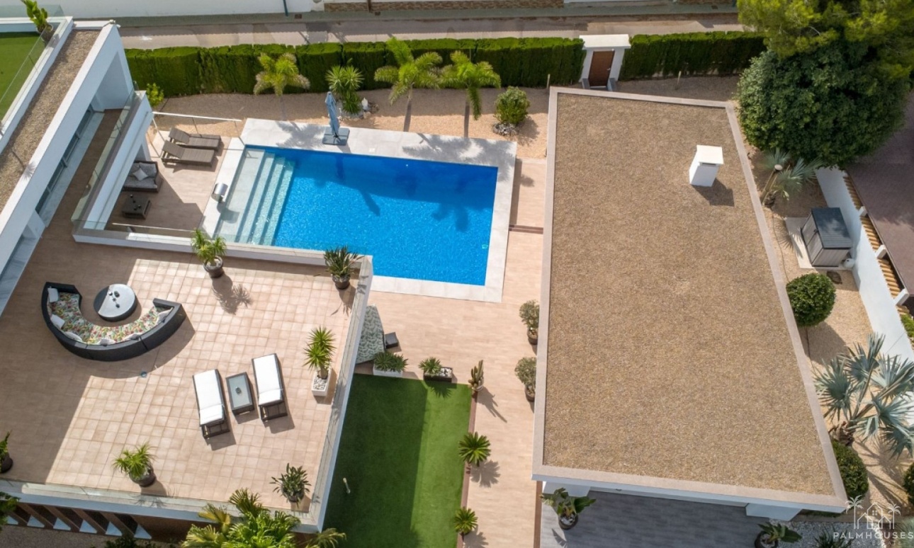 Resale - Villa - Pinar de Campoverde - Inland