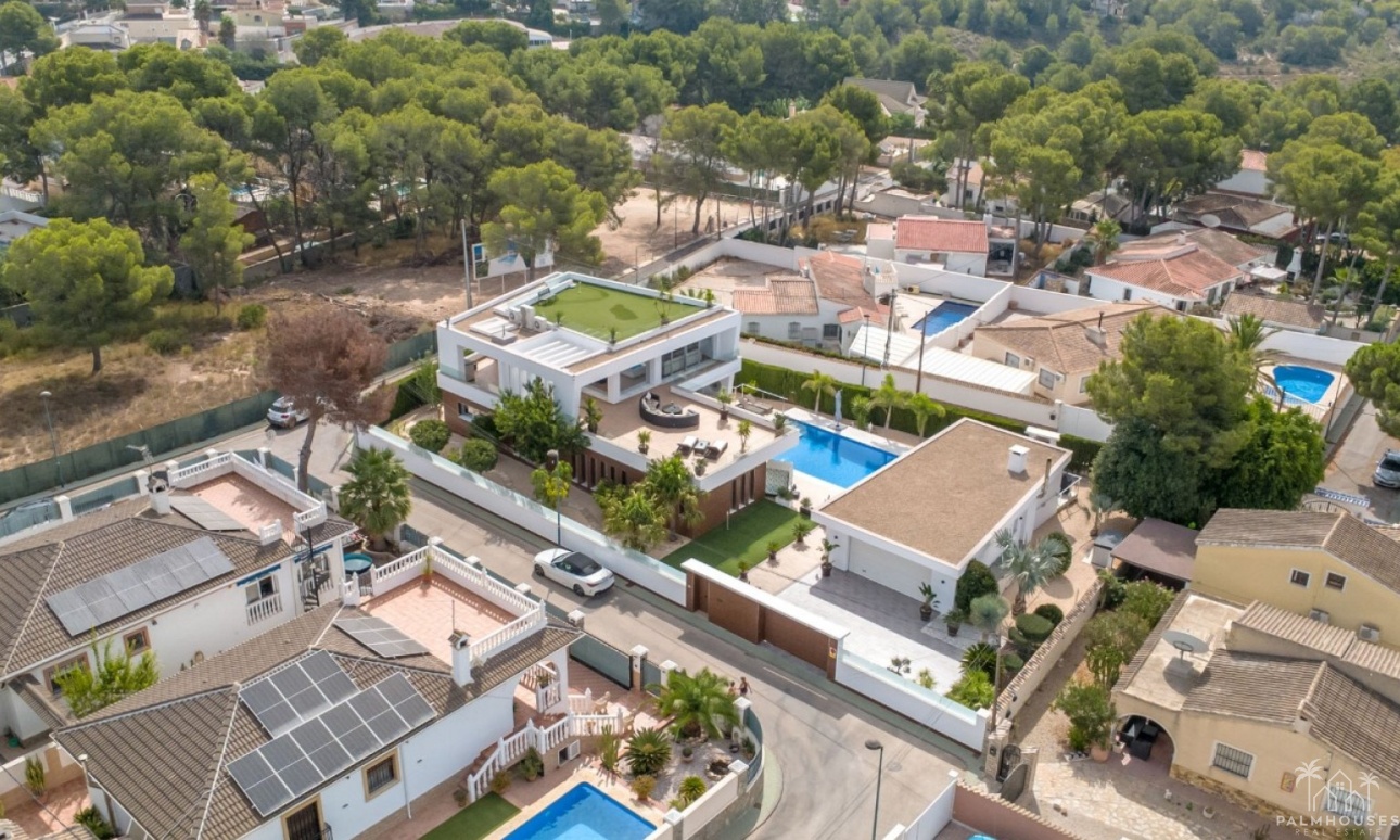 Resale - Villa - Pinar de Campoverde - Inland