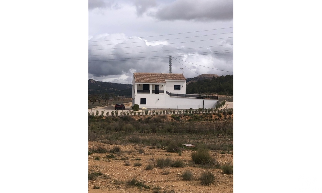 Resale - Villa - Pinoso - Inland