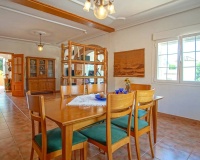 Resale - Villa - Pinoso - Los Pinos