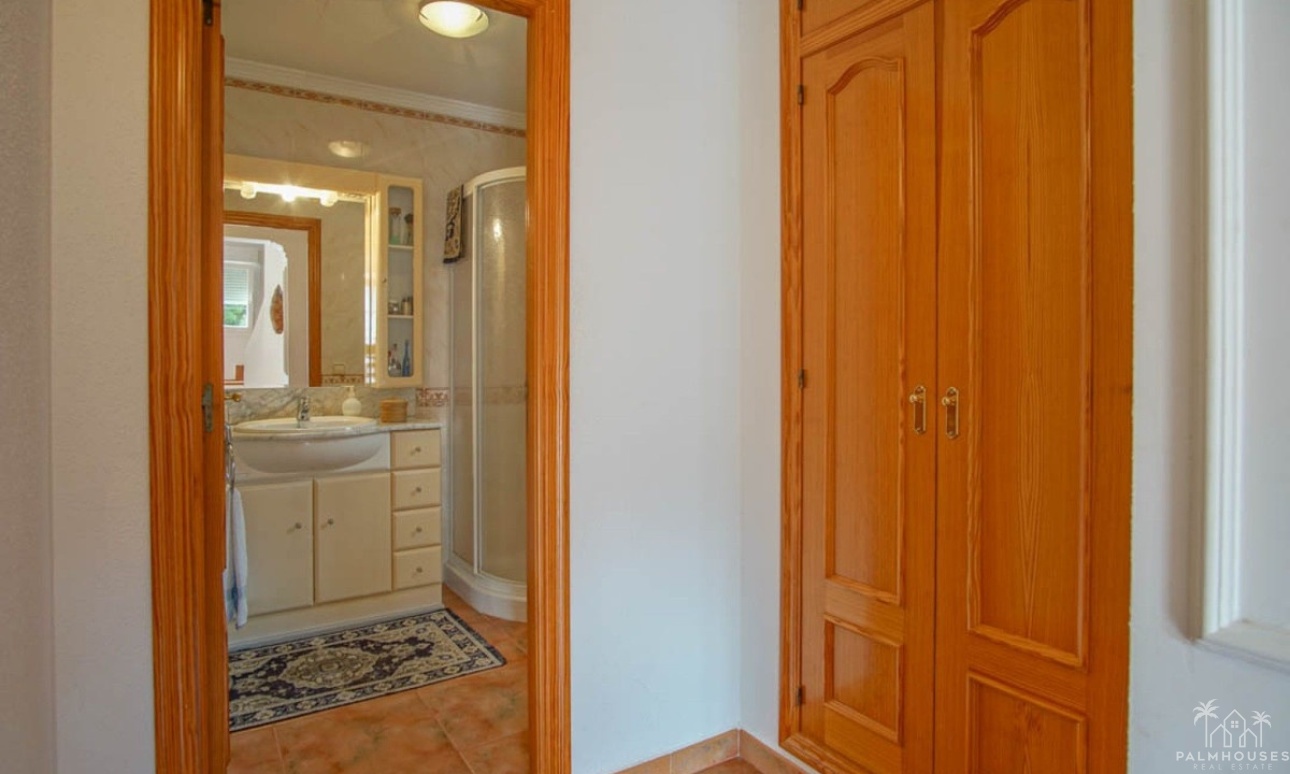 Resale - Villa - Pinoso - Los Pinos
