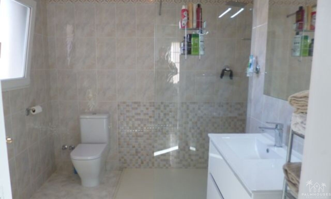 Resale - Villa - Playa Flamenca - Costa Blanca