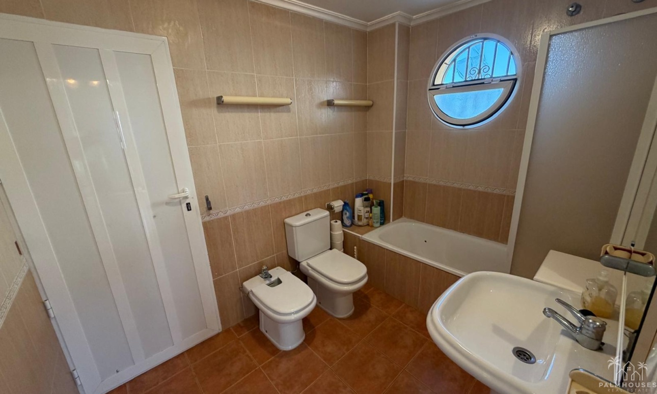 Resale - Villa - Playa Flamenca - Orihuela Costa