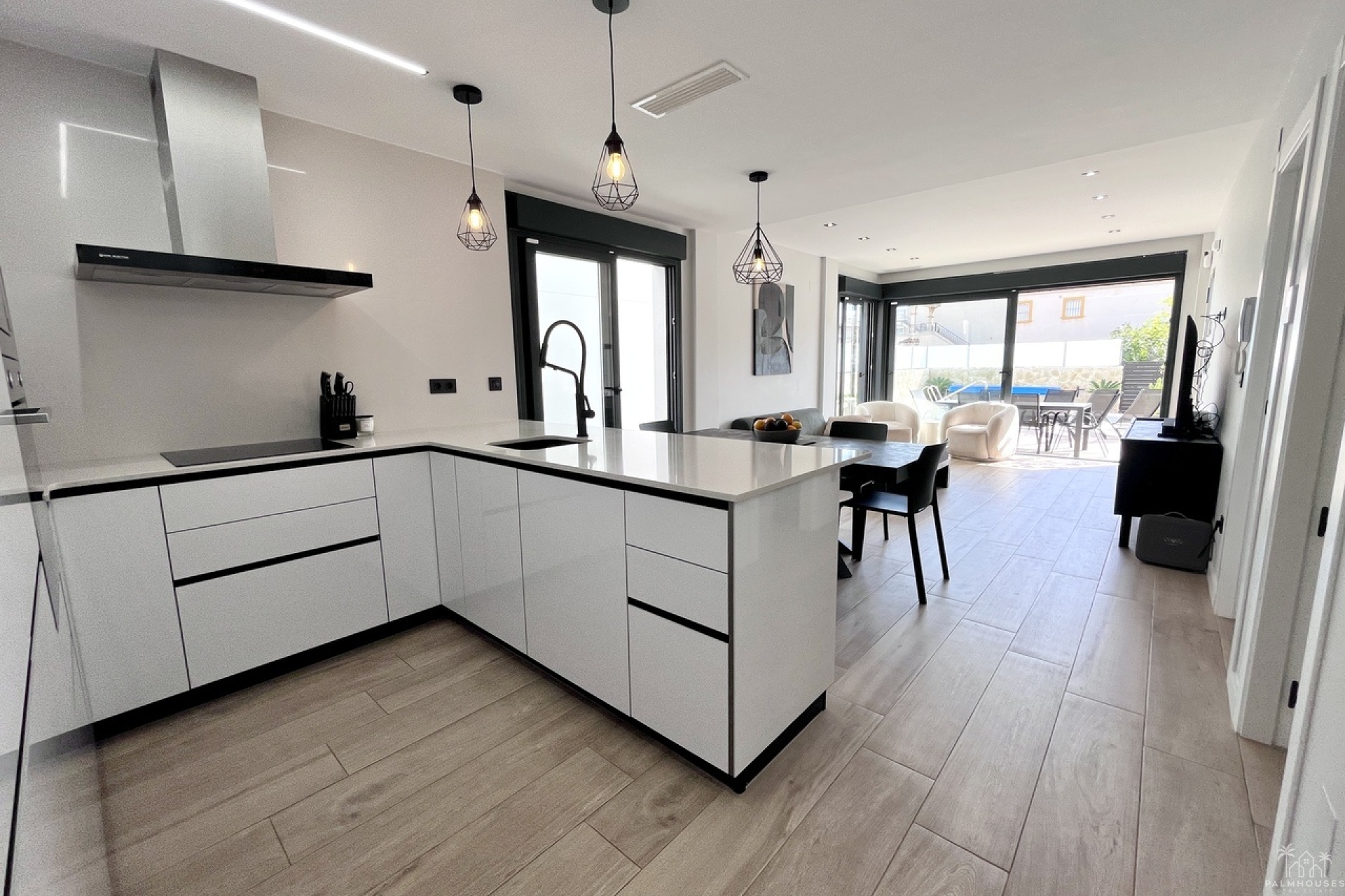 Resale - Villa - Punta Prima - Costa Blanca