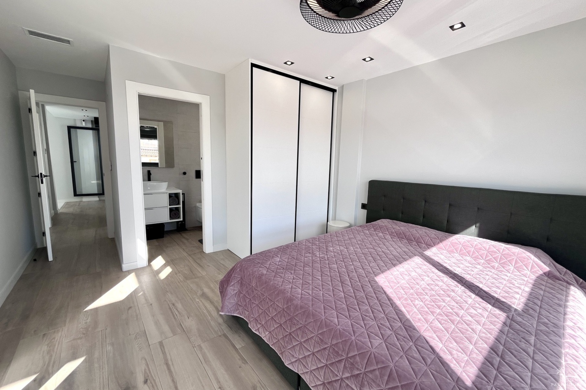 Resale - Villa - Punta Prima - Costa Blanca