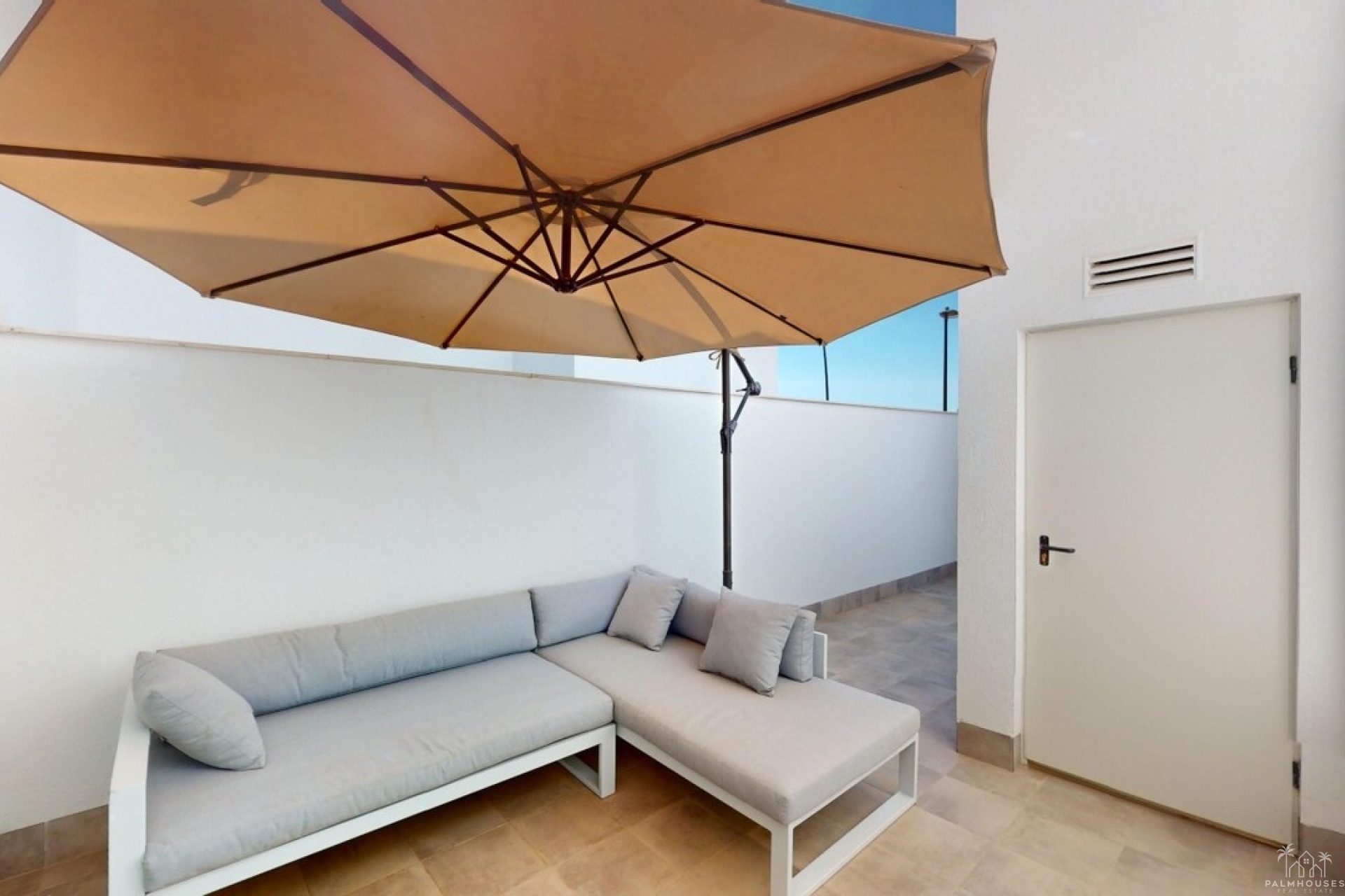 Resale - Villa - Roldán - Inland