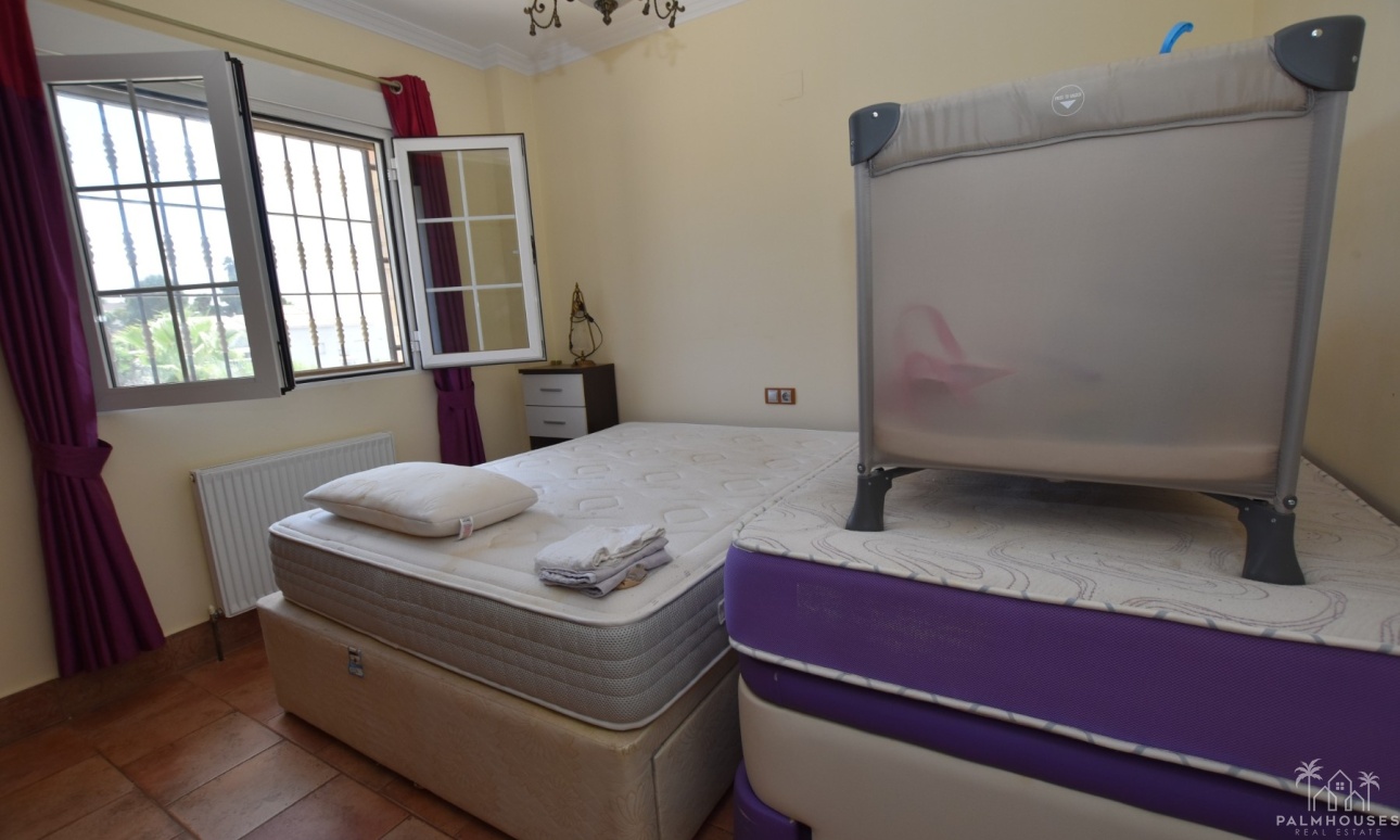 Resale - Villa - San Fulgencio - Costa Blanca