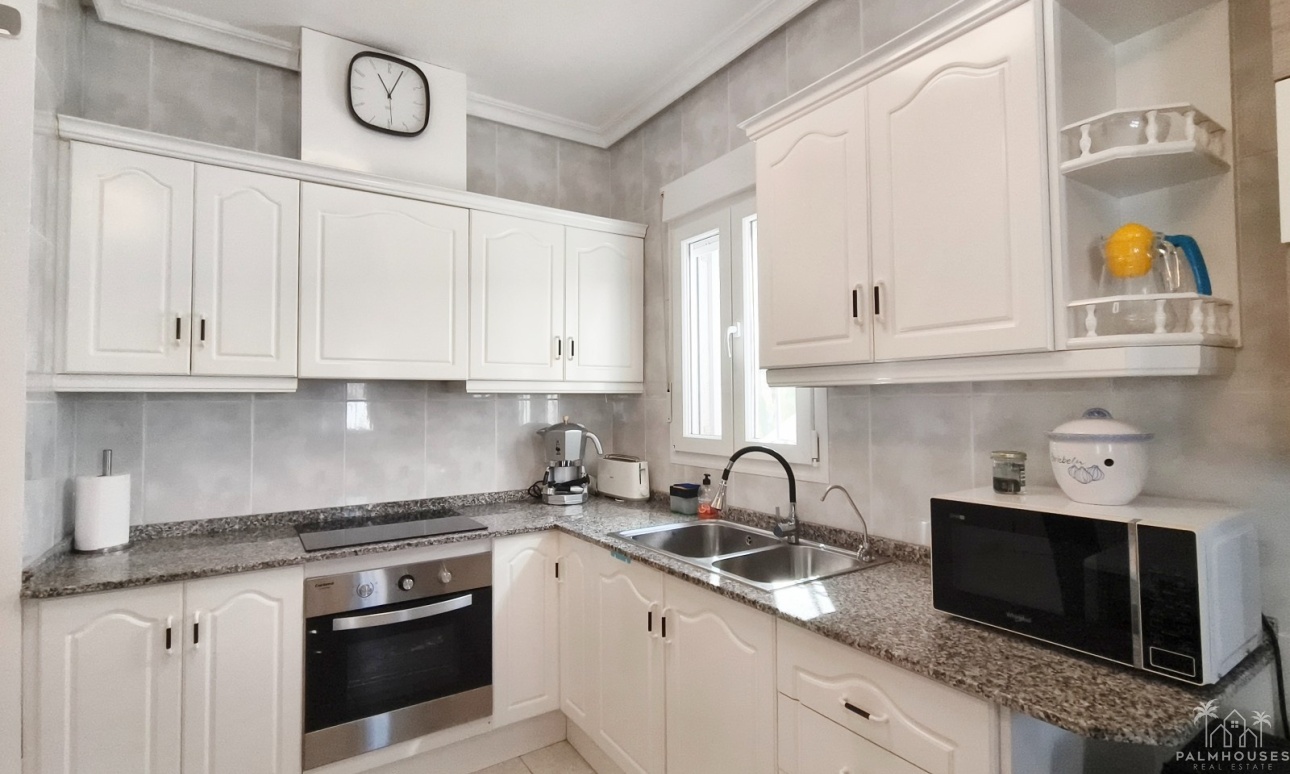 Resale - Villa - San Miguel de Salinas - Blue Lagoon