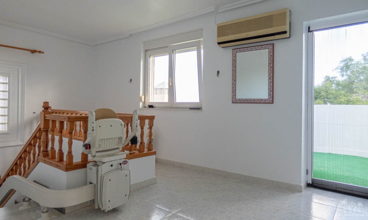 Resale - Villa - San Miguel de Salinas - Inland