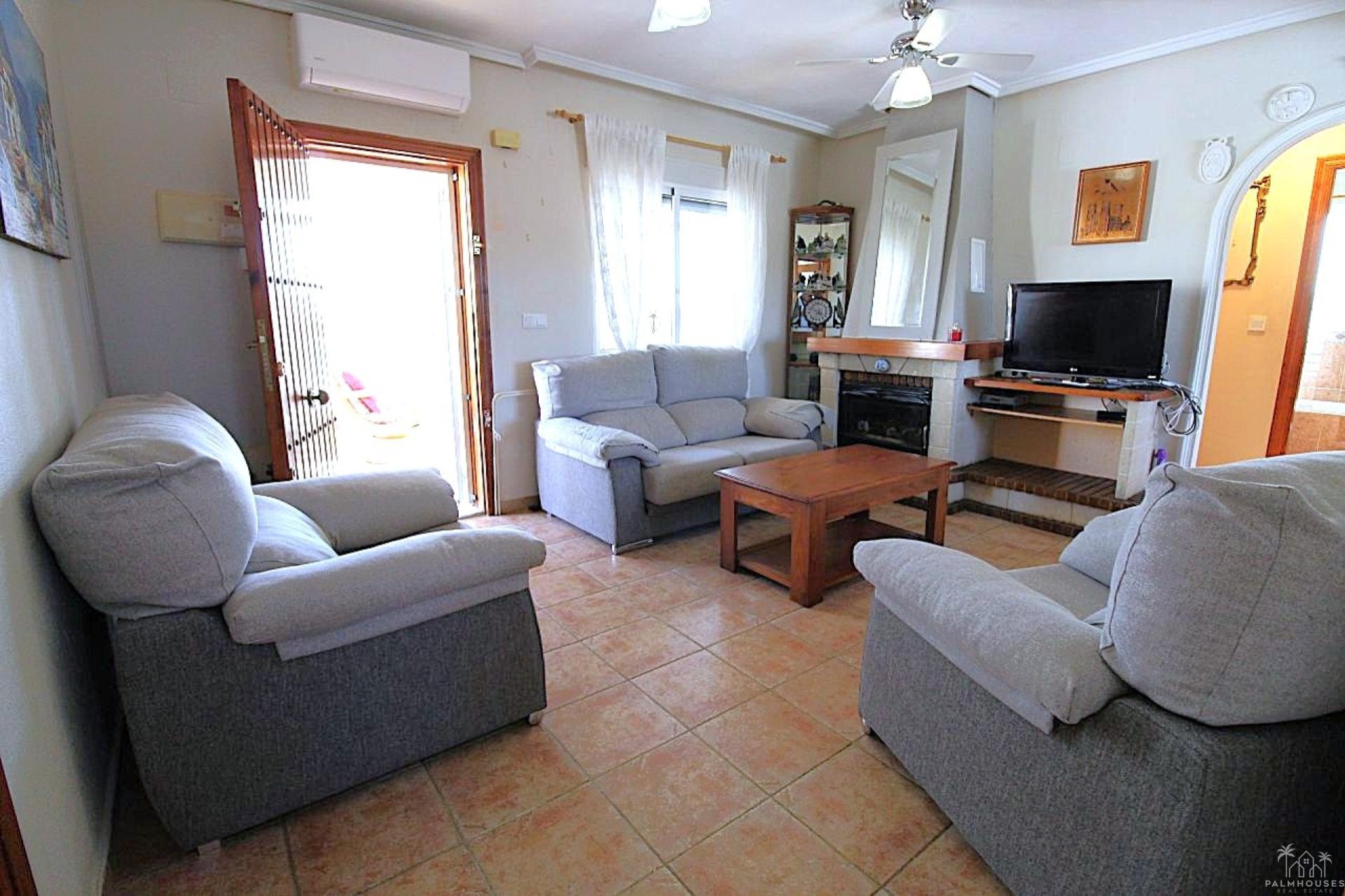 Resale - Villa - San Miguel de Salinas - Inland