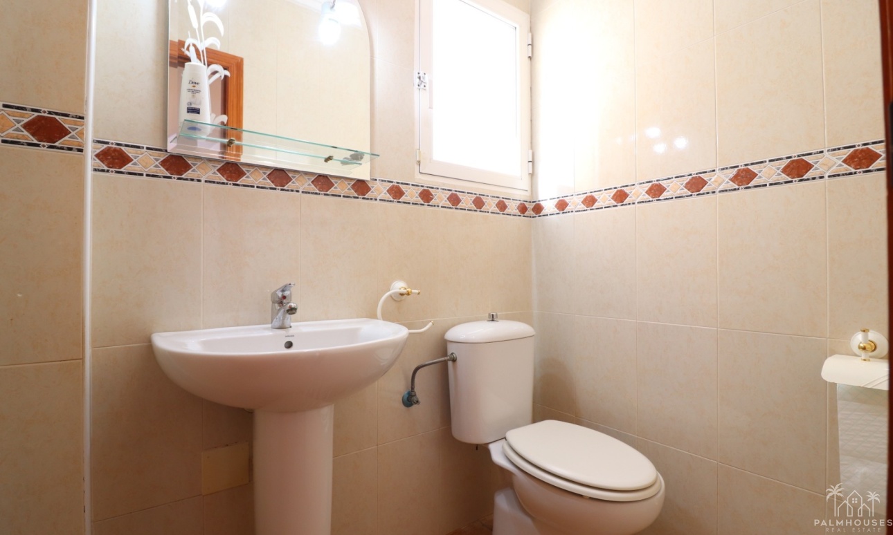Resale - Villa - San Miguel de Salinas - Lake View Mansions