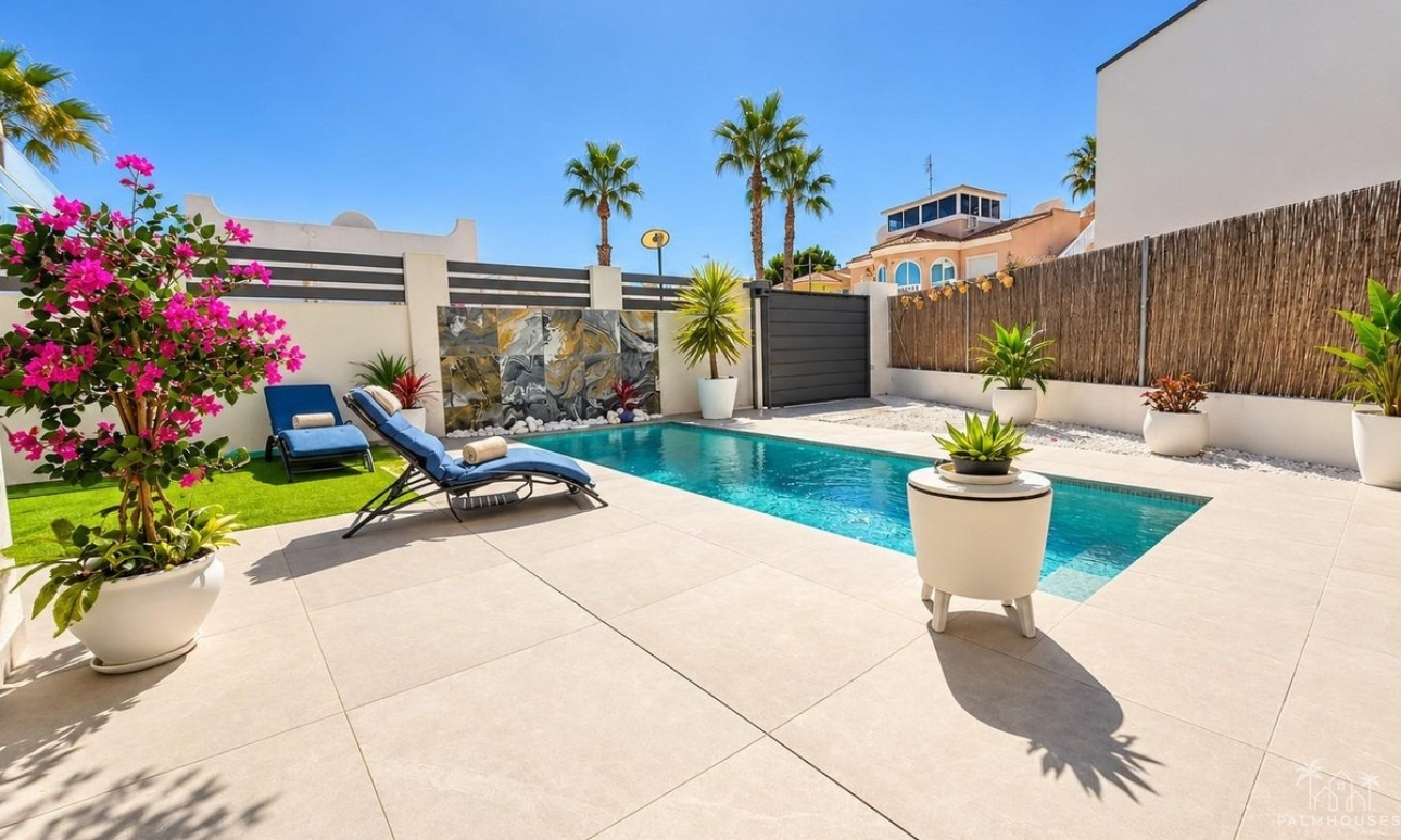 Resale - Villa - San Miguel de Salinas - San Miguel de Salinas Centro