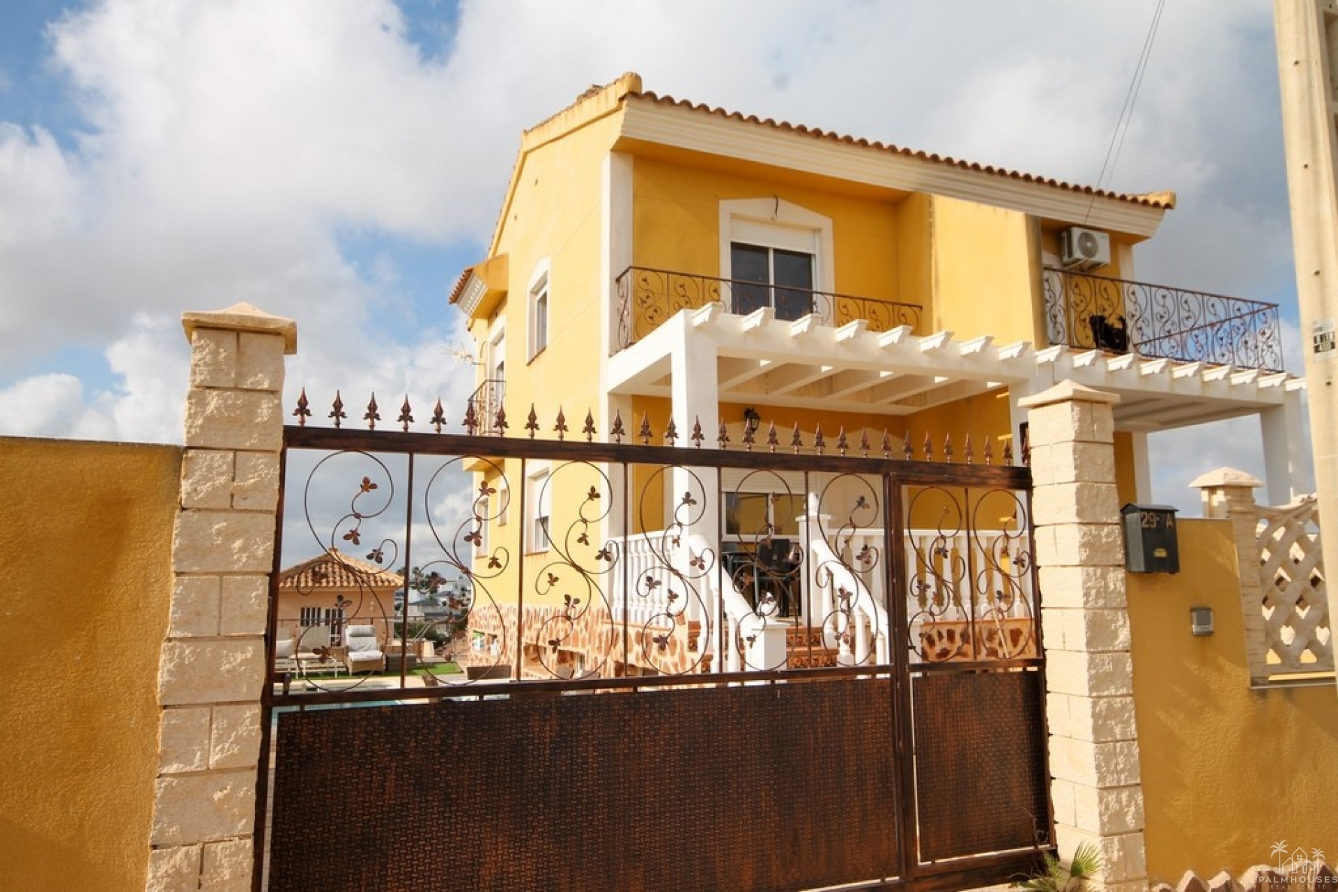Resale - Villa - San Miguel de Salinas - San Miguel