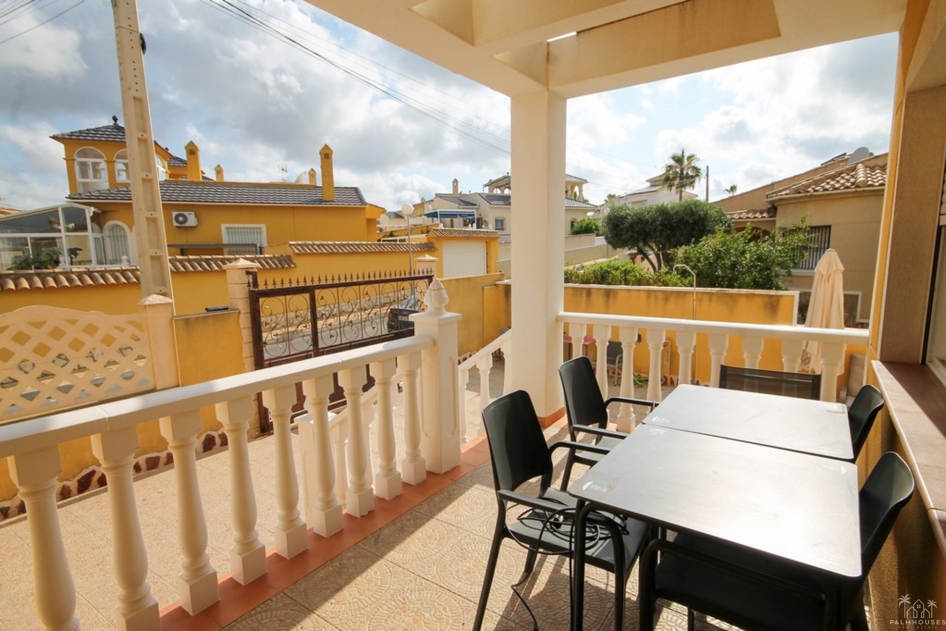 Resale - Villa - San Miguel de Salinas - San Miguel