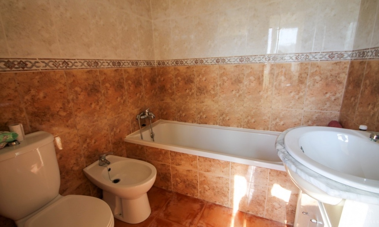 Resale - Villa - San Miguel de Salinas - San Miguel