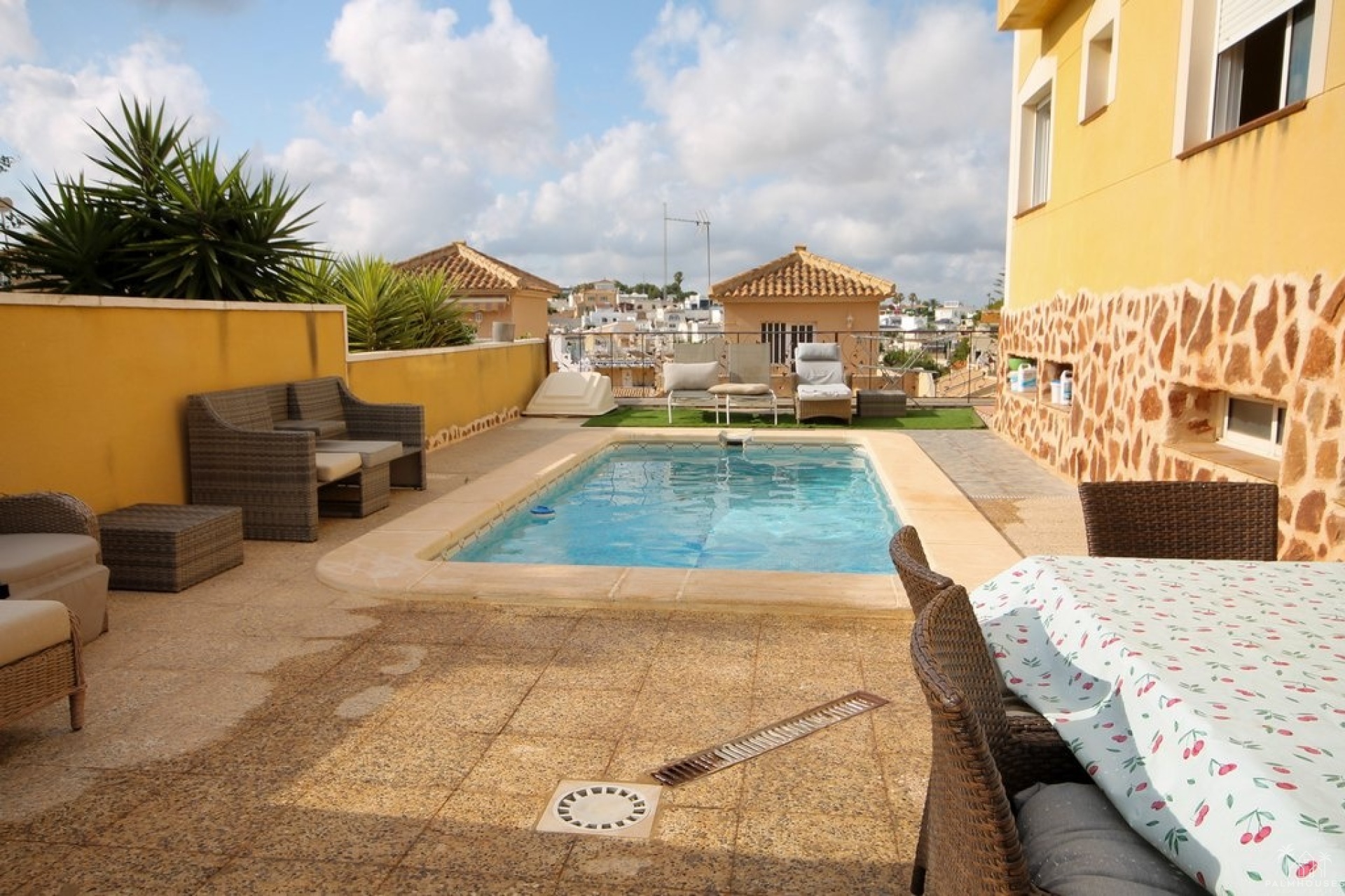 Resale - Villa - San Miguel de Salinas - San Miguel