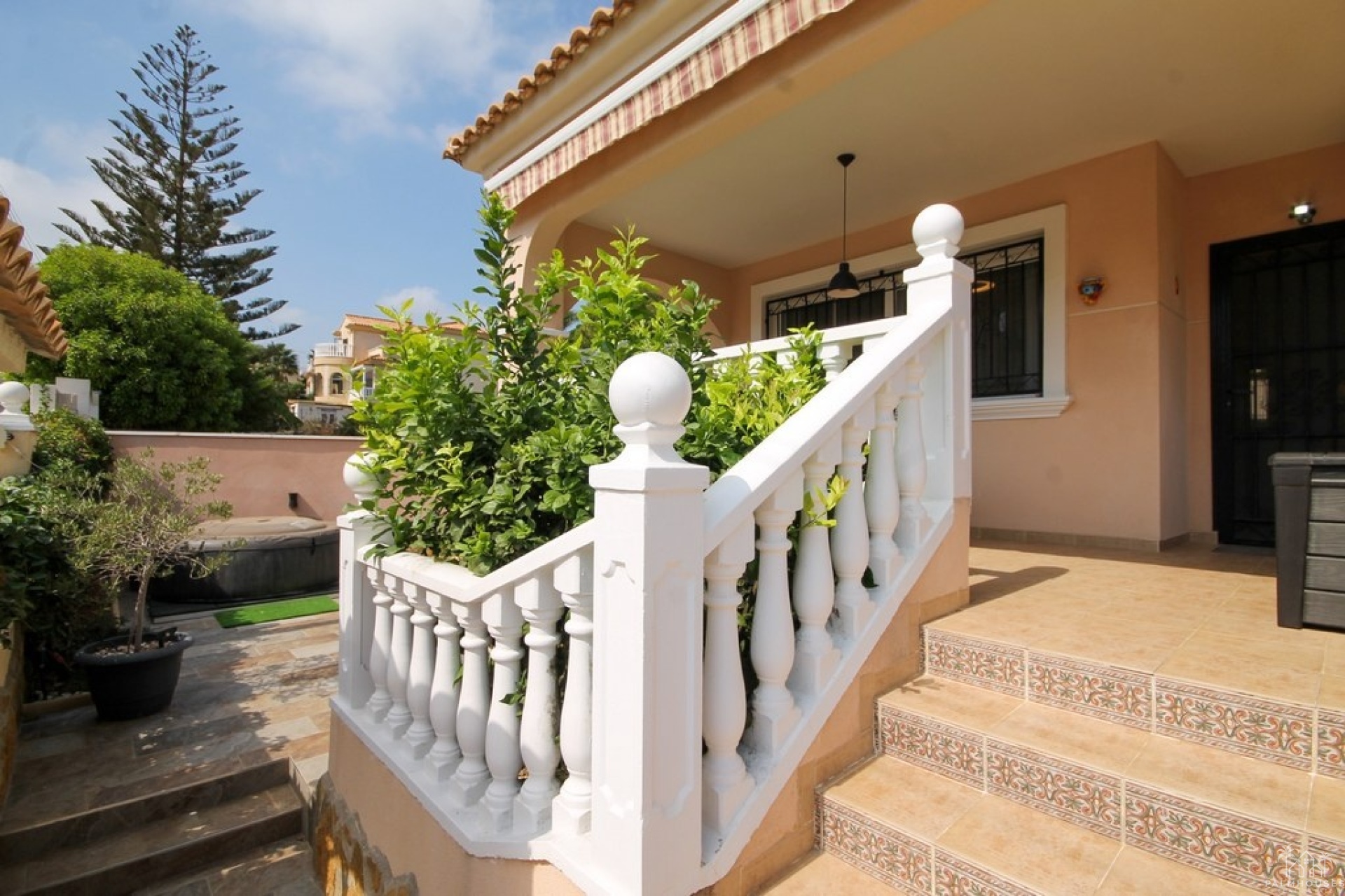 Resale - Villa - San Miguel de Salinas - San Miguel