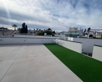 Resale - Villa - San Miguel de Salinas - Urbanizacion Blue Lagoon