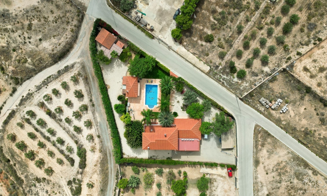Resale - Villa - San Vicente del Raspeig - Inland