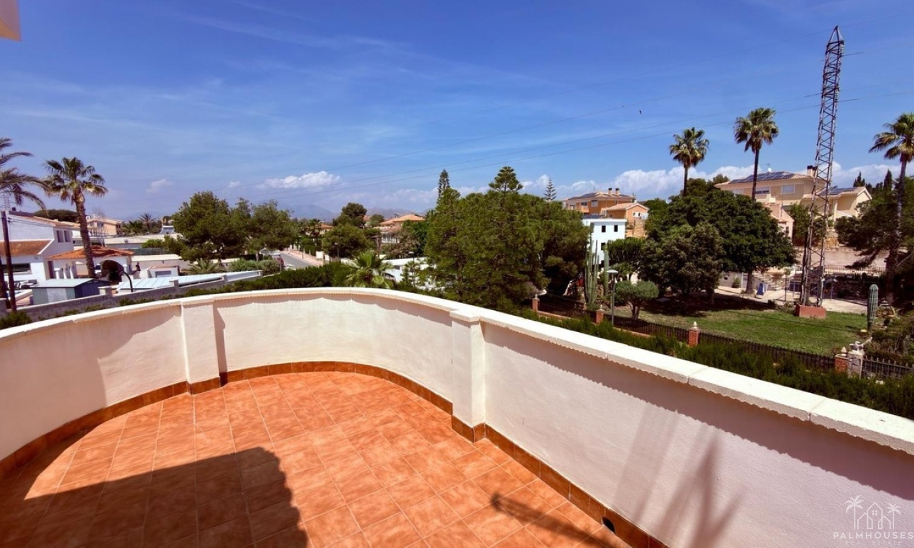 Resale - Villa - San Vicente del Raspeig - San Vicente del Raspeig Centro