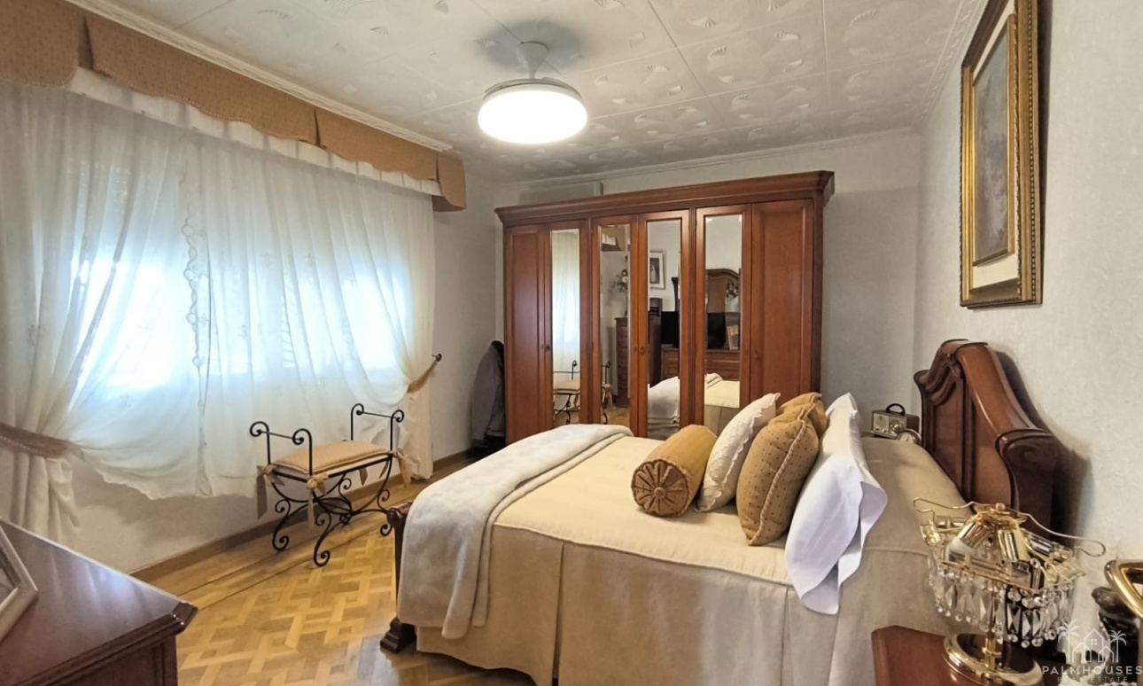Resale - Villa - Sax - Inland