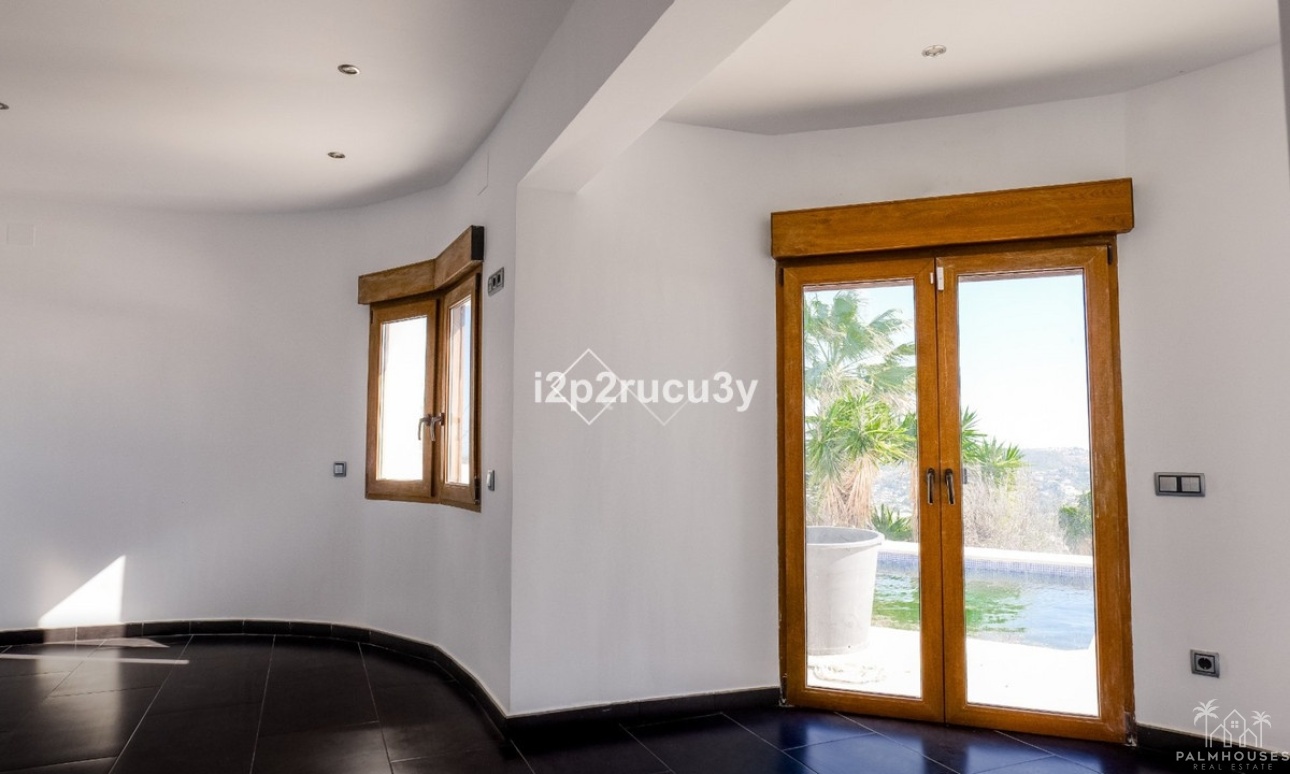 Resale - Villa - Teulada - Moraira